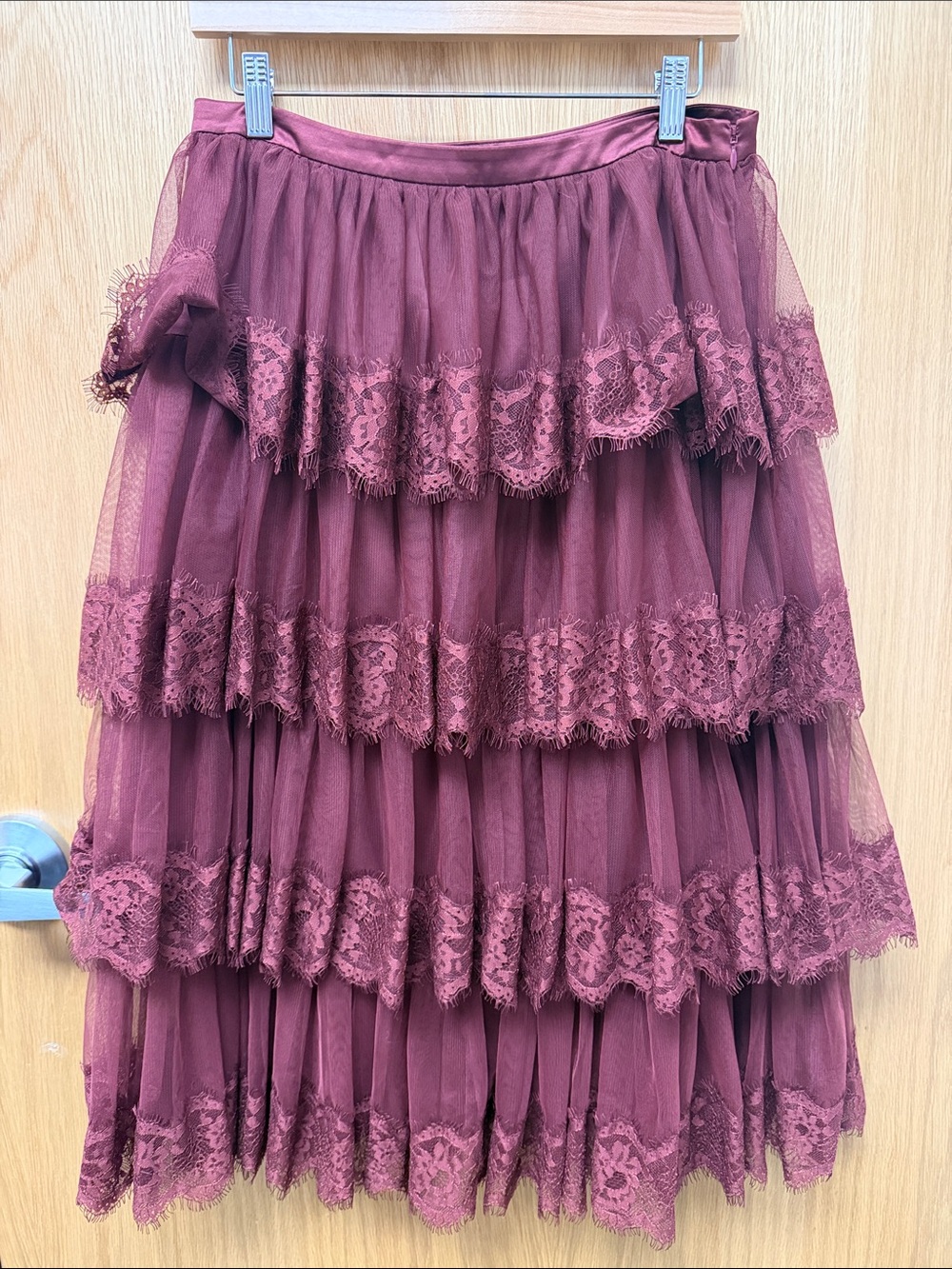Rachel Parcell Burgundy Tiered Lace Tulle Midi Skirt Size Medium Romantic